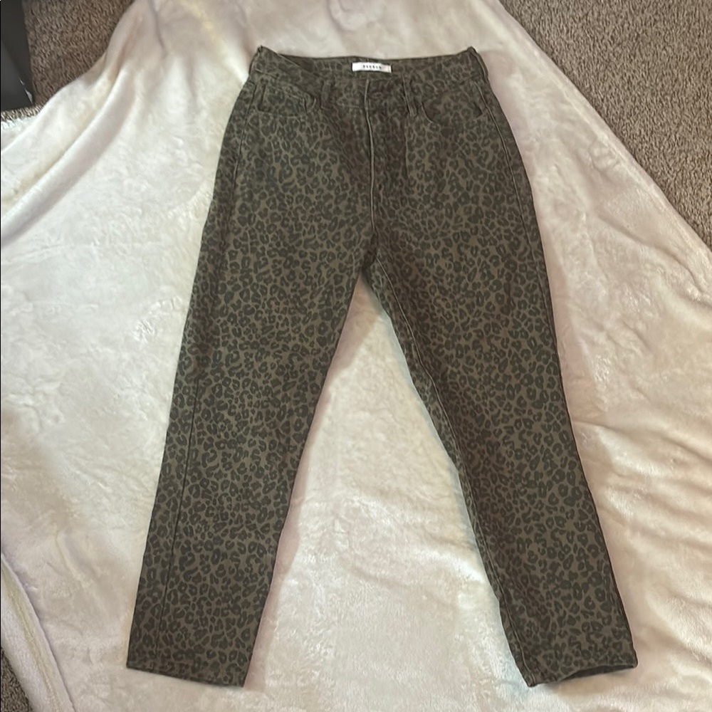 PacSun Leopard Print Pants in Olive Green and Black